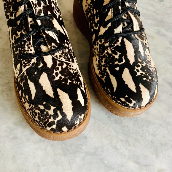 ❌Sold❌ Free People Taos Laced Snake Cow Hair Boot - Picture 7 of 16